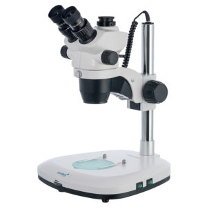 Levenhuk ZOOM 1T - Тринокулярен микроскоп